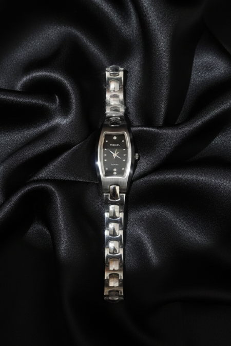 Diva Bracelet Watch With Quartz Movement