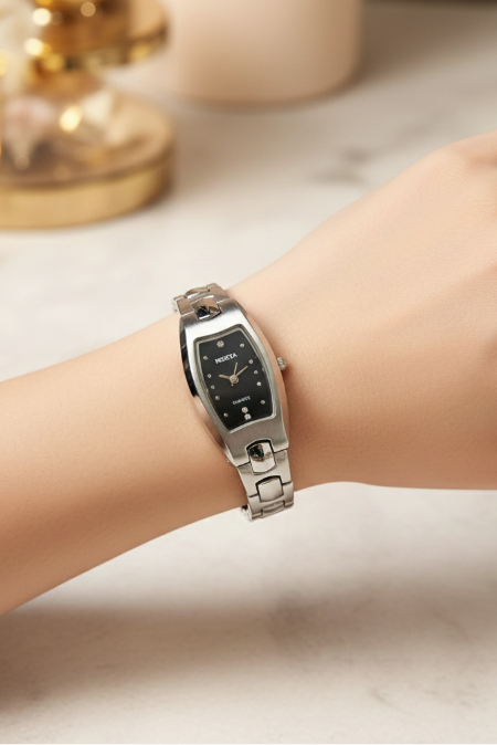 Diva Bracelet Watch With Quartz Movement